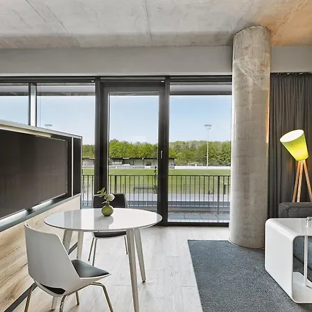 H4 Im Borussia-park 4*