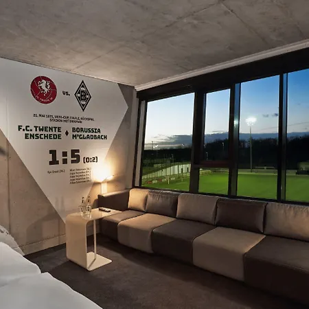H4 Im Borussia-park Hotel 4*