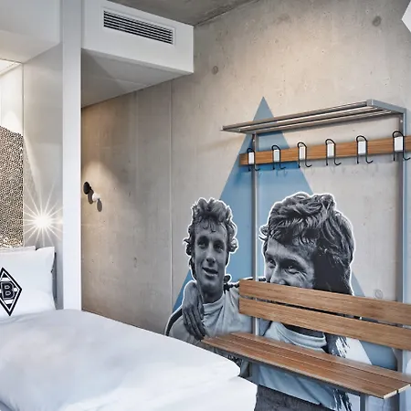 H4 Im Borussia-park Hotel 4*