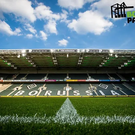 Отель H4 Im Borussia-park Мёнхен-Гладбах