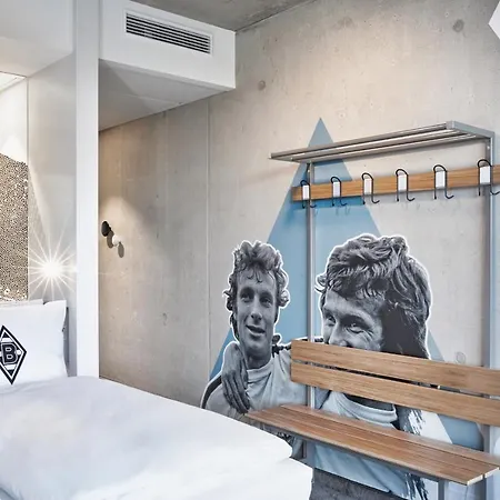 H4 Im Borussia-park 4*