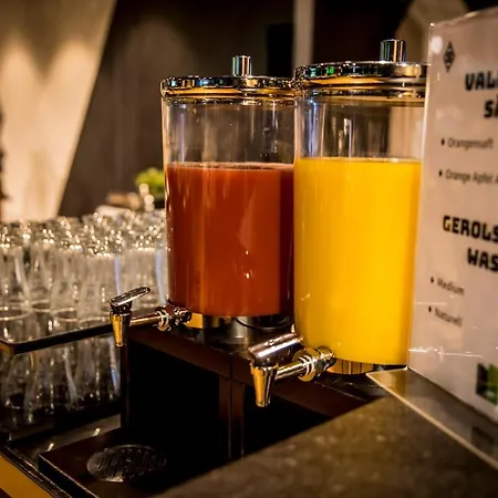 H4 Im Borussia-park 4*