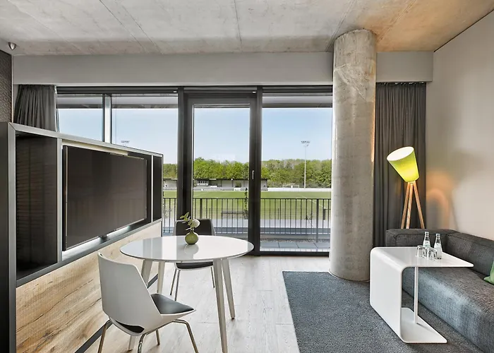 H4 Im Borussia-park 4*