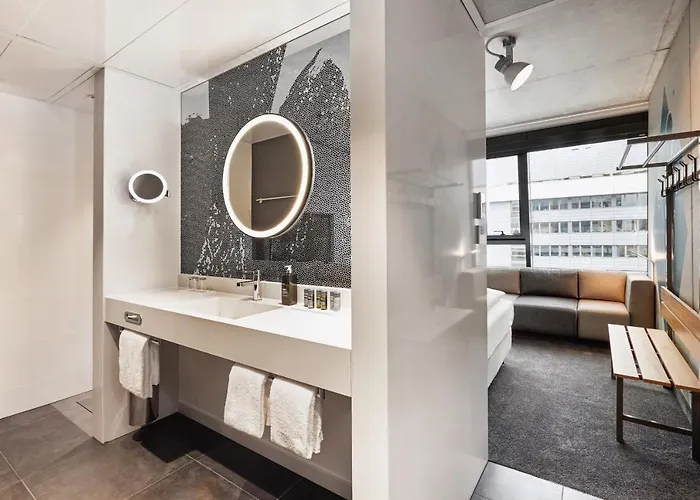 H4 Im Borussia-park Hotel 4*