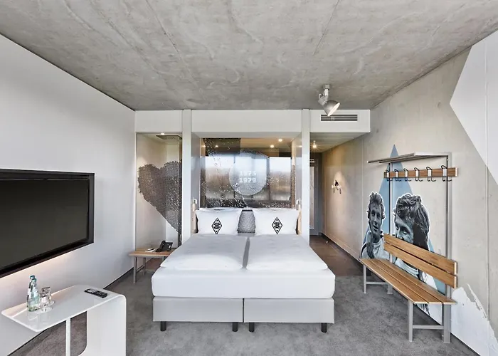 H4 Im Borussia-park מלון